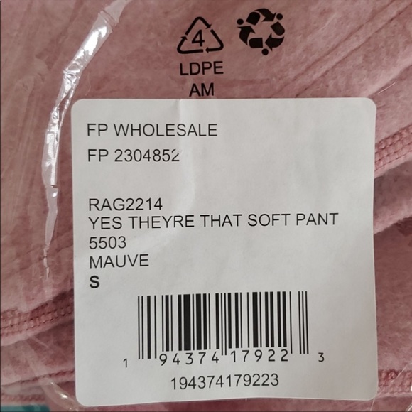 NWT Free People Yes They’re That Soft Pants -Pink - Picture 9 of 9